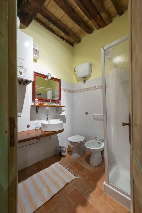 Appartamenti Turistici Vicolo S. Chiara Sassoferrato Extérieur photo